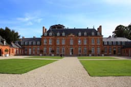 76 Château De Mondétour