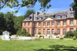 76 Chateau Du Saussay Comp