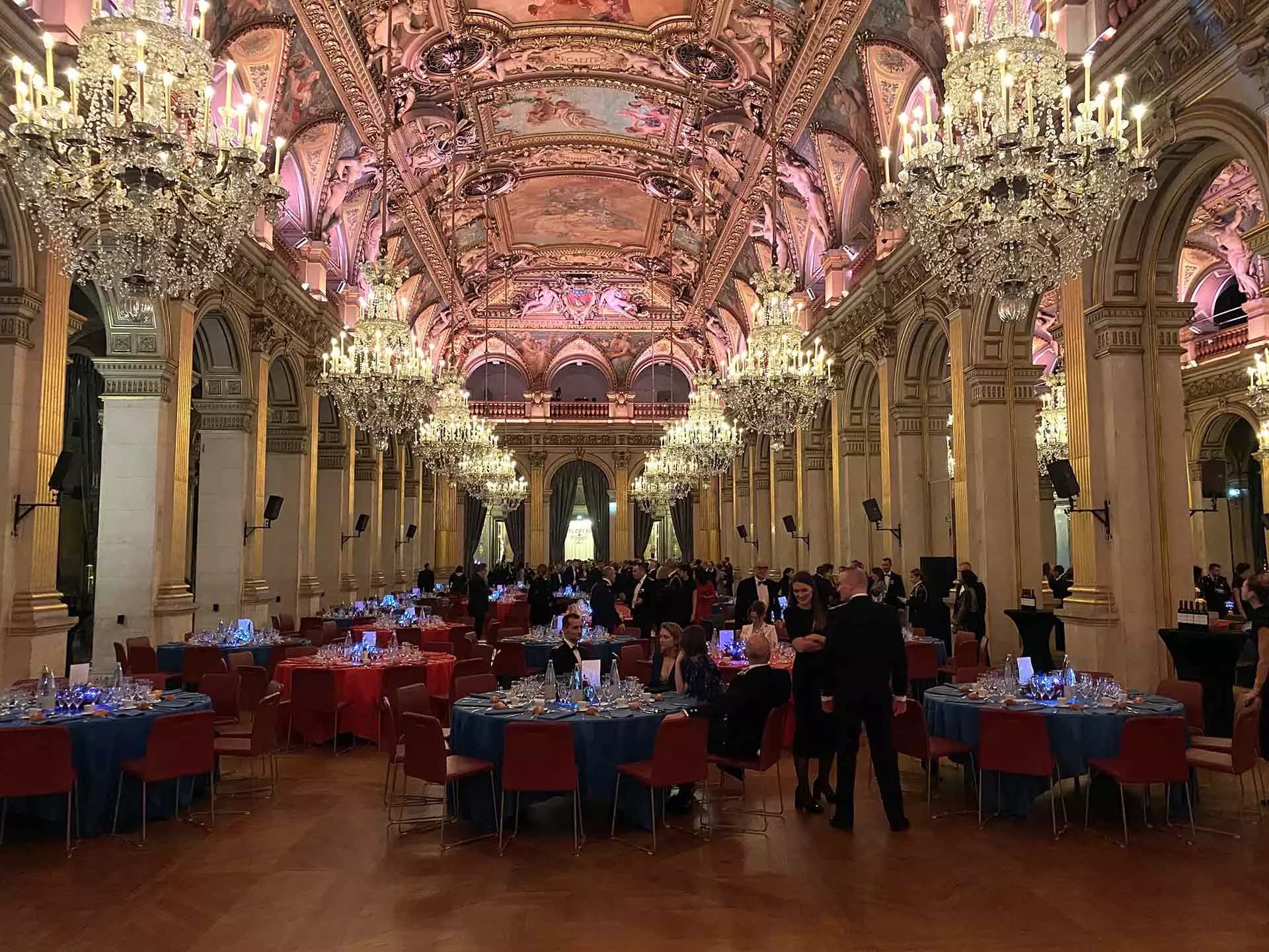 Hôtel De Ville Paris Gala Bonnaire
